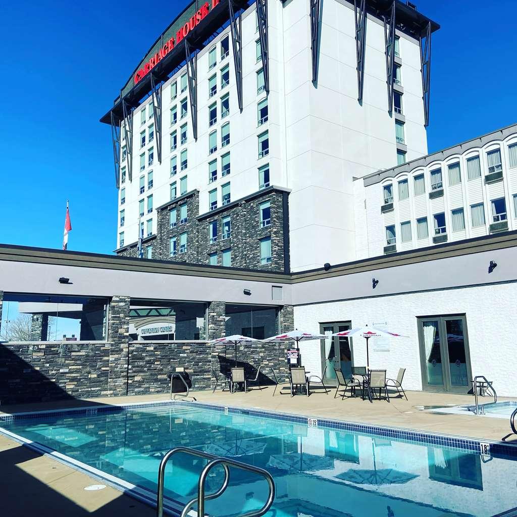 Carriage House And Conference Centre Hotel