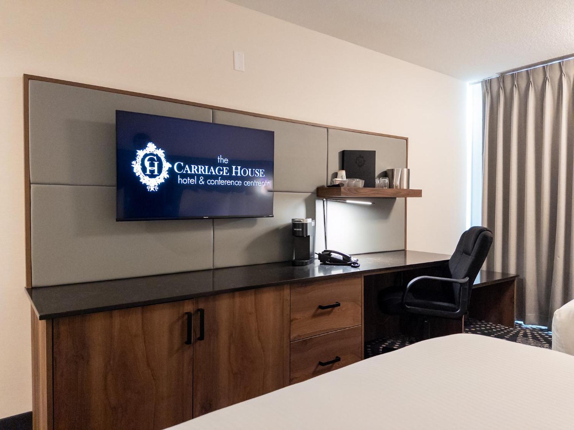 Carriage House And Conference Centre Hotel 4*