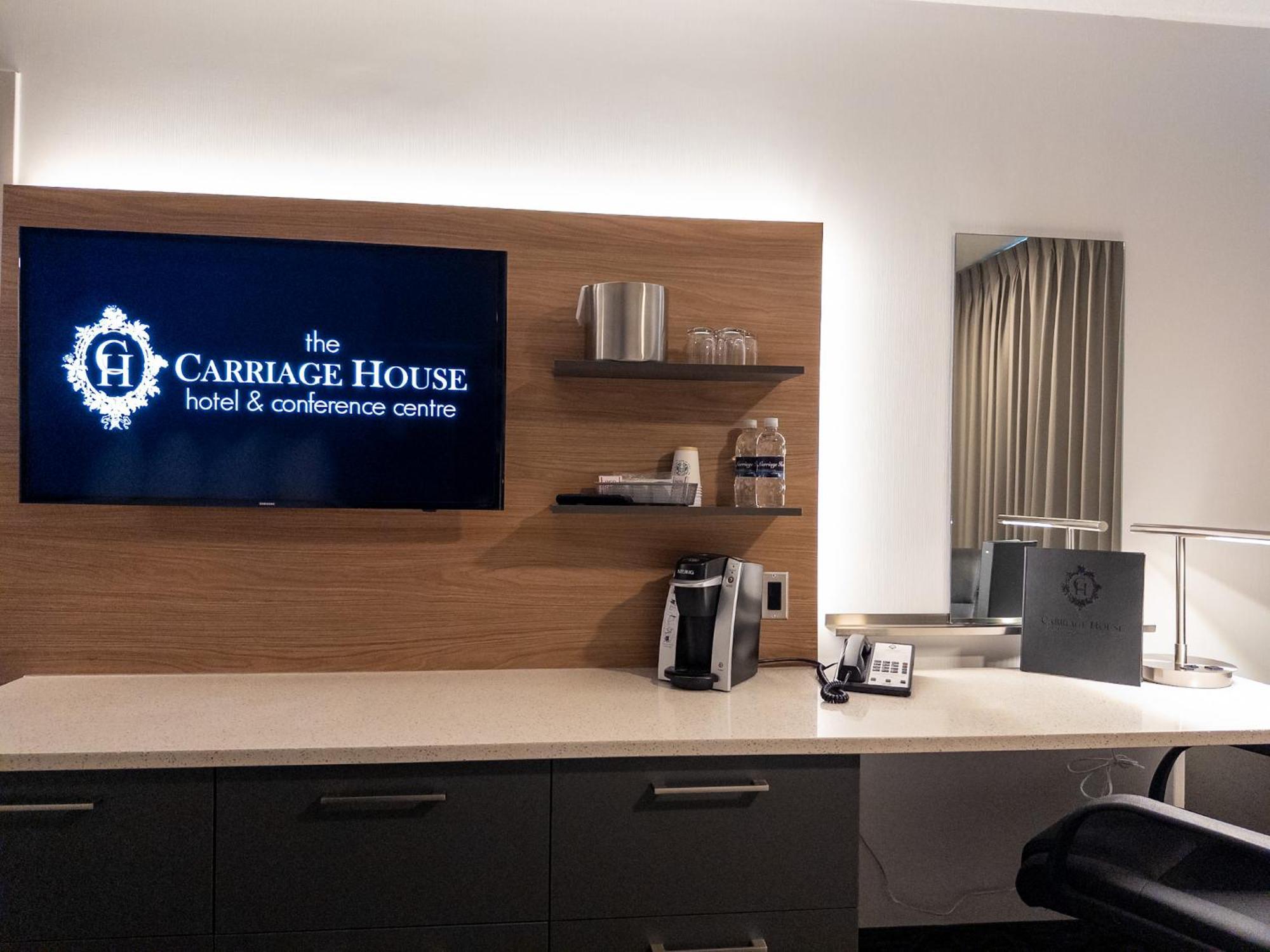 Carriage House And Conference Centre Hotel Calgary