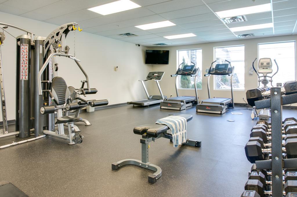 Hotel Carriage House And Conference Centre 4*
