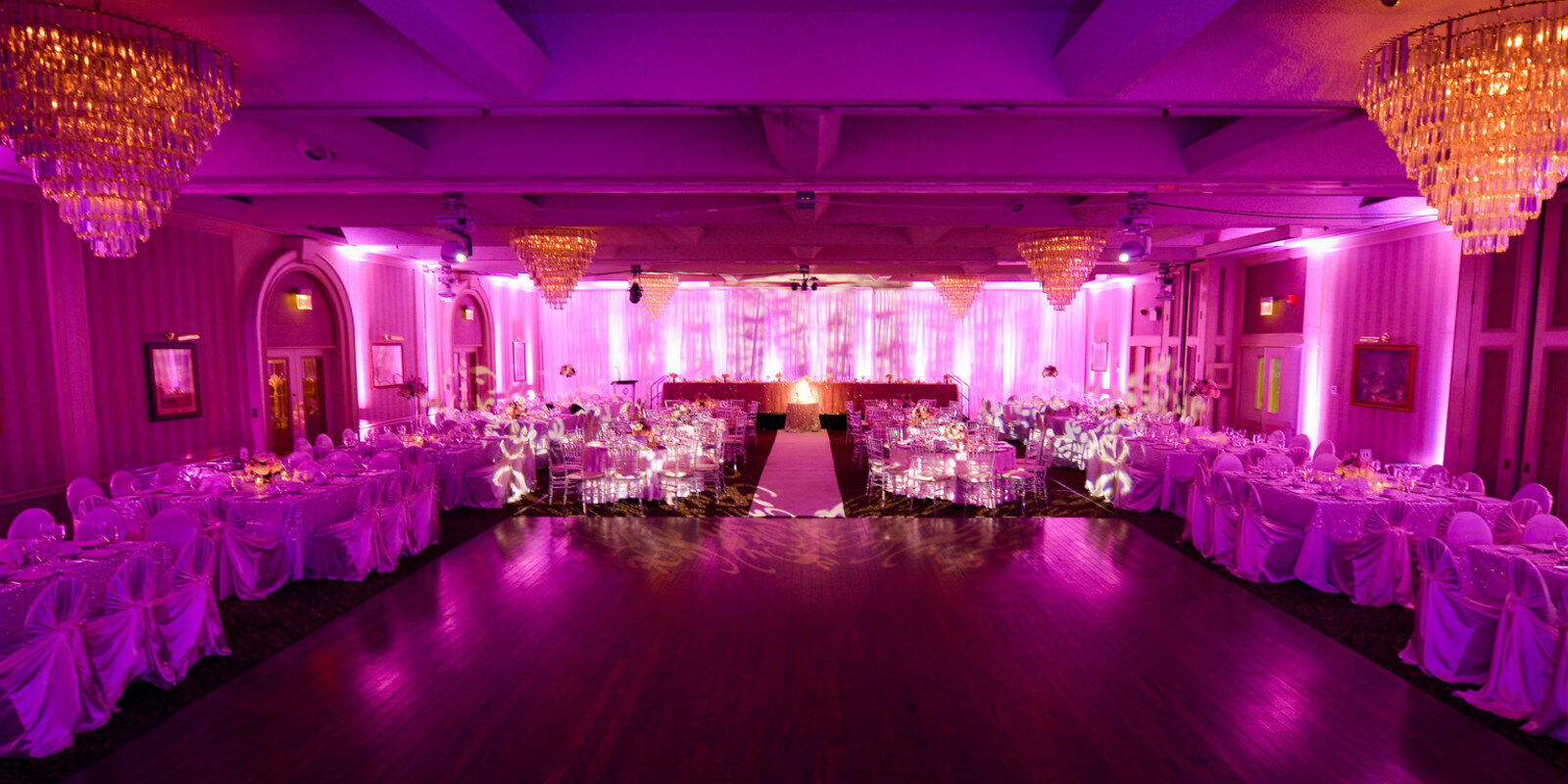Carriage House And Conference Centre Calgary